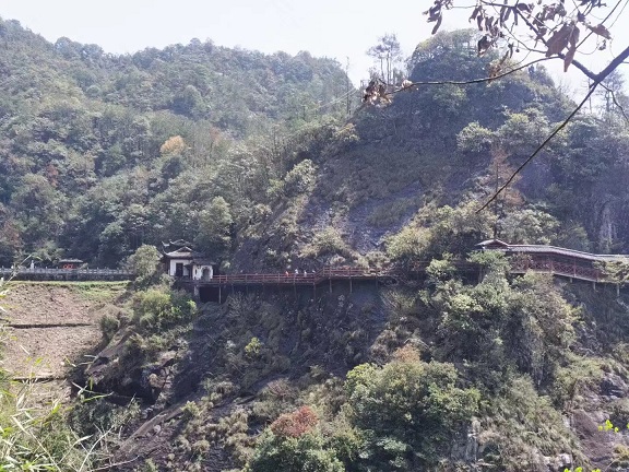 江南悬空寺3.jpg